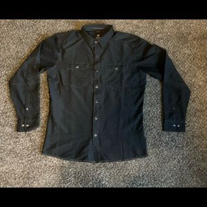 Kuhl long sleeve button down (M)